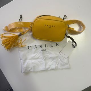 Gaelle borsa a tracolla e marsupio giallo