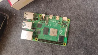 Raspberry Pi 4B 4GB + Tarjeta 32GB
