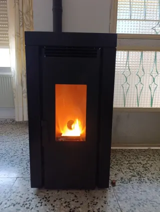 Estufa de pellets FM 12 kW