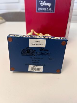 Disney Traditions de Blancanieves con el príncipe