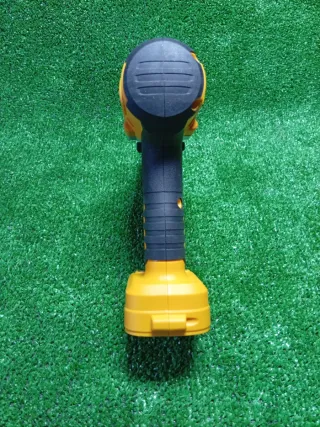 Remachadora Inalámbrica compatible con Dewalt