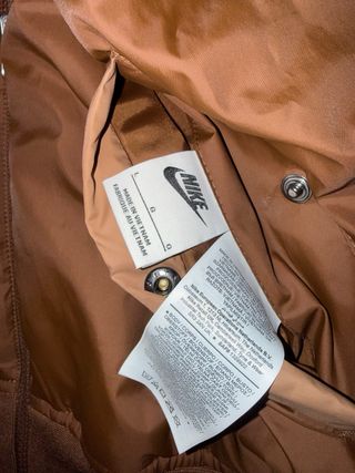 Chaqueta Bomber Nike Beige y Marrón