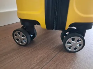 Juego de maletas Gabol amarillas