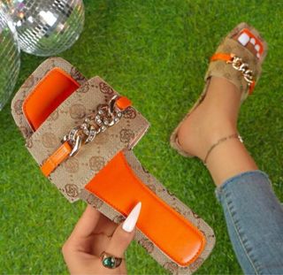 Sandalias Beige y Naranja
