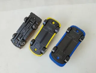 12 coches escala 1/64 aprox. 9 Hot Wheels