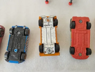 12 coches escala 1/64 aprox. 9 Hot Wheels