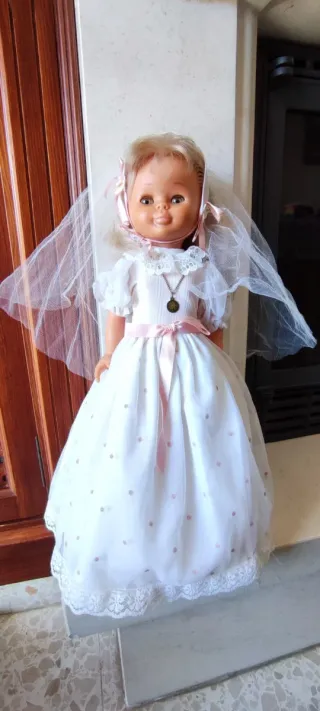 Nancy comunión antigua