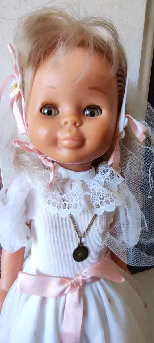 Nancy comunión antigua