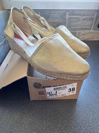 Traje de Fallera color crema y azul