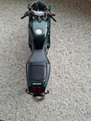 Ducati 996 Matrix Minichamps 1/12