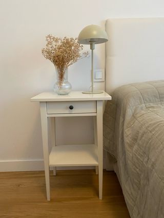 2 Mesitas de Noche Blancas