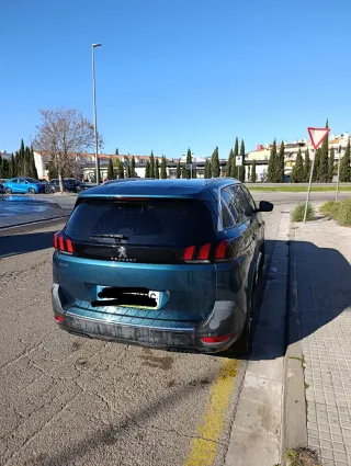 Peugeot 5008 2018 o permuto por furgoneta
