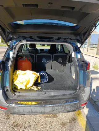 Peugeot 5008 2018 o permuto por furgoneta