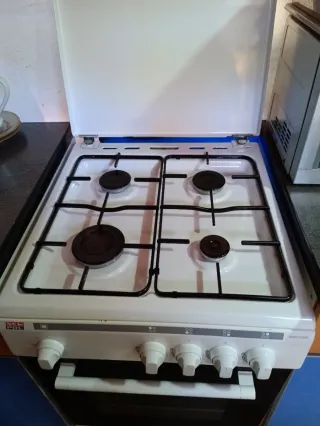Cocina de gas butano New Pol