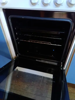 Cocina de gas butano New Pol