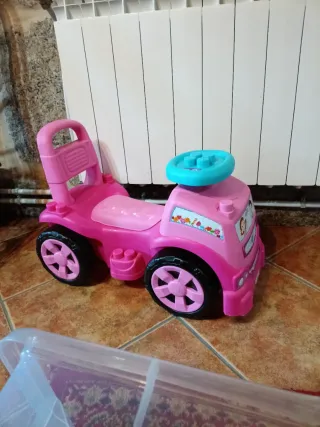 Coche correpasillos Molto rosa