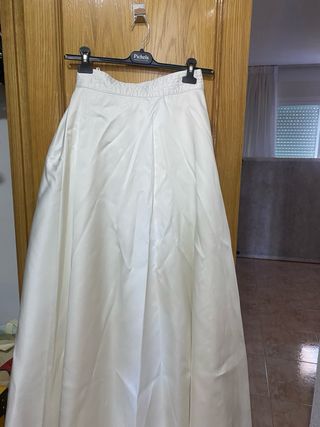 Falda de novia dos piezas