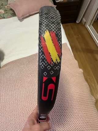Pala de pádel Siux SX3, con uso pero buen estado