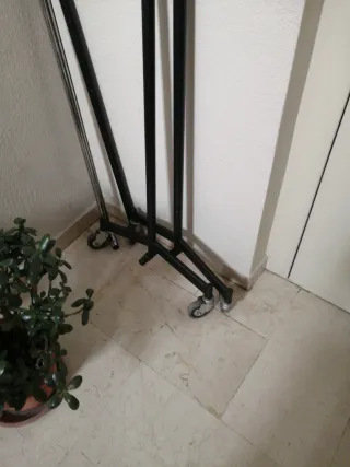 Burra para ropa metálica