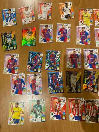 Caja Lata Cromos Panini Adrenalyn XL LaLiga 2022