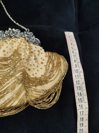 Bolso de fiesta amarillo y dorado