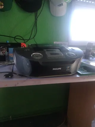 Radio Altavoz CD Philips Negra