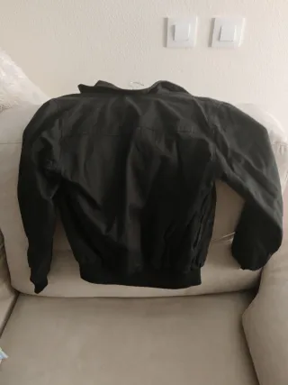 Cazadora 198 Unonueveocho Negra con Forro Rojo