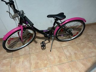 Bicicleta niña clásica rosa y negra