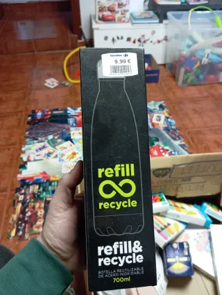 Lote artículos infantiles: casco, rotuladores, etc