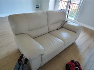 Sofá de piel blanco 2-3 plazas