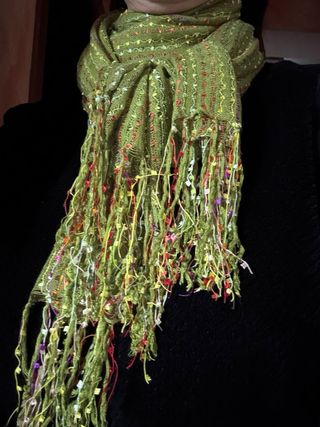 Sciarpa foulard verde con inserti seta