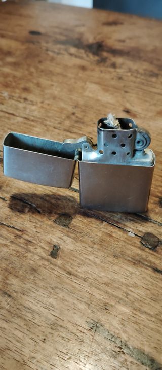 Accendino Zippo antivento 1962