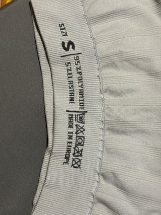 Top Prozis Grigio con bordi marroni