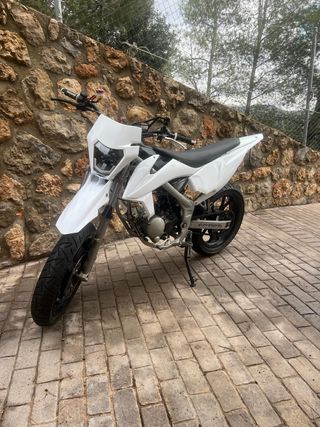 Rieju Tango 50 Plasticos KTM