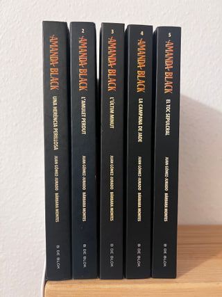 Libros Amanda Black 1, 2, 3, 4 5- Catalán