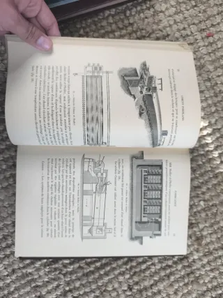 Libro antiguo (1898)