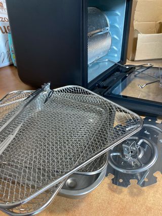 Freidora de aire SilverCrest con accesorios