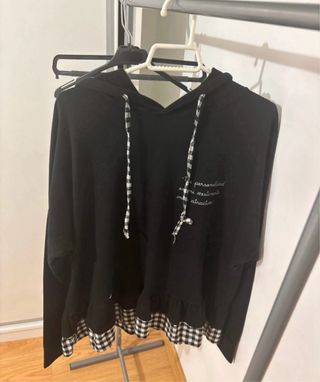 Confezione di abbigliamento vintage