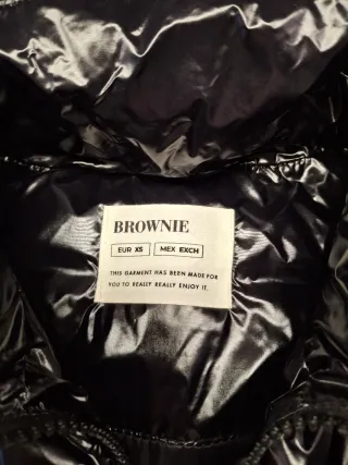 Chaleco acolchado vinilado negro