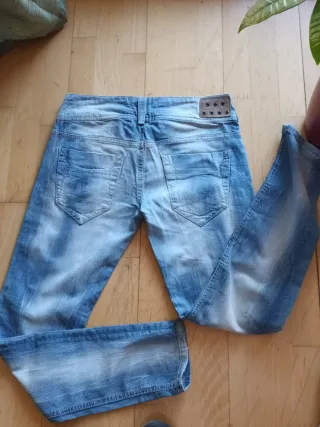 Vaqueros Bershka mujer