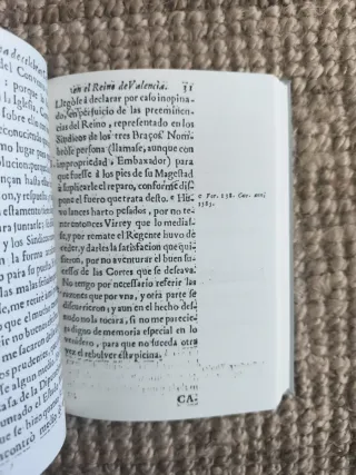 Libro antiguo (1677)