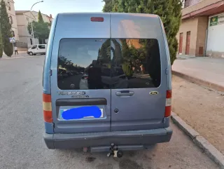 Ford Transit Connect 2005