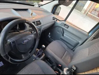 Ford Transit Connect 2005