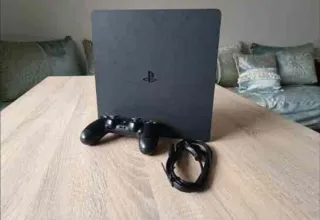 PS4 1TB come nuova + Mando + FIFA 23