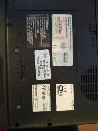 Portátil Toshiba Satellite A200 1GB leer bien