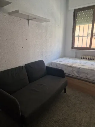 HABITACION EN ALQUILER