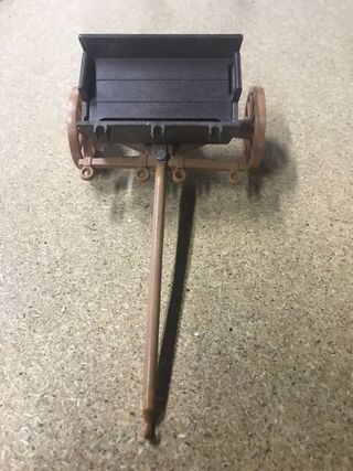 Carro Playmobil con lanza