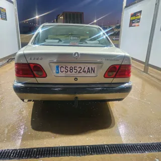 Mercedes-Benz Clase E 1996