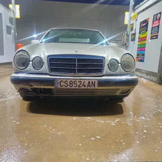 Mercedes-Benz Clase E 1996