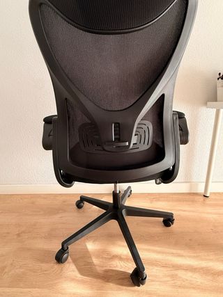 Silla de oficina ergonómica negra
